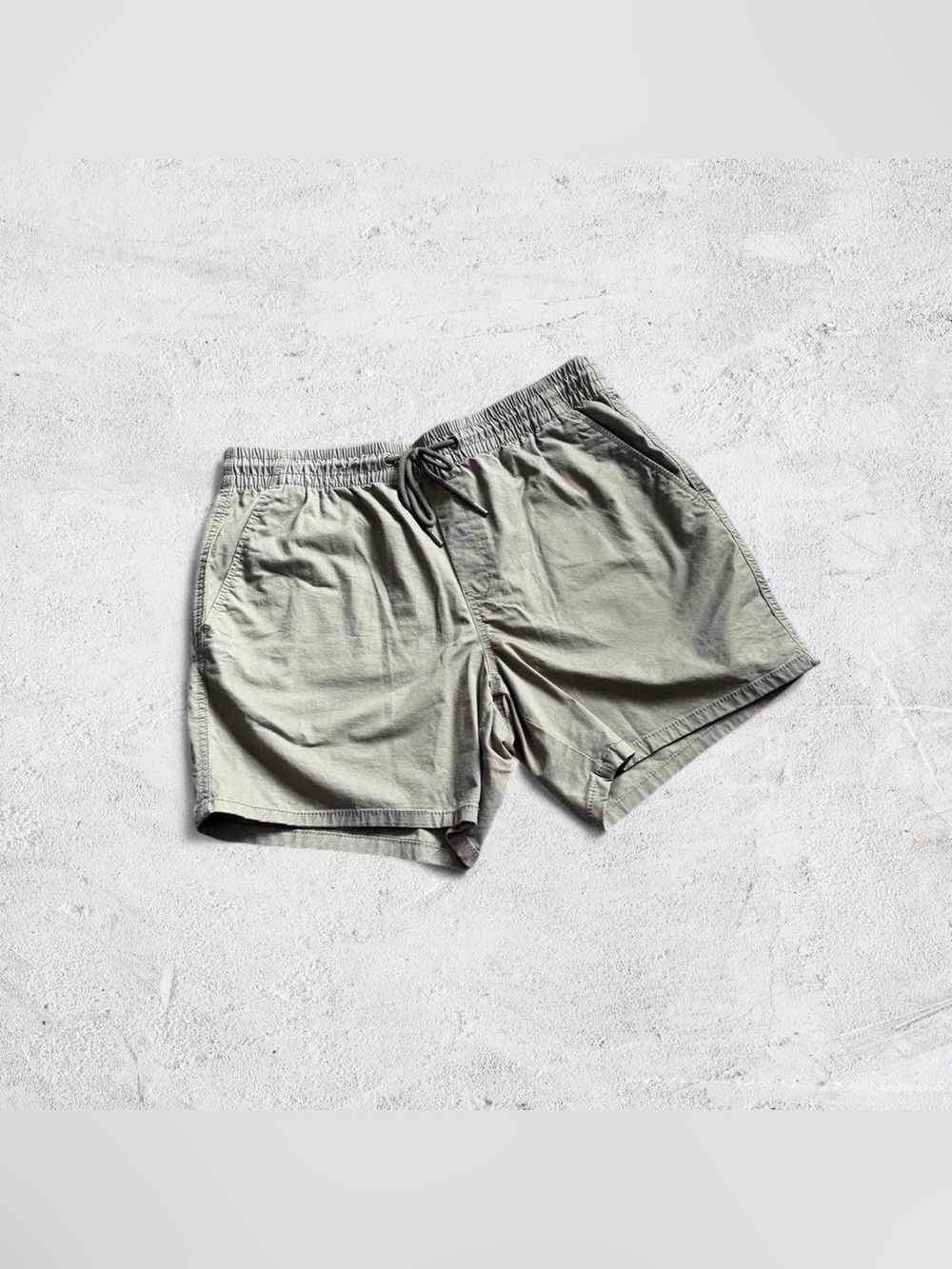 No Boundaries Light Olive Green Drawstring Athletic Shorts